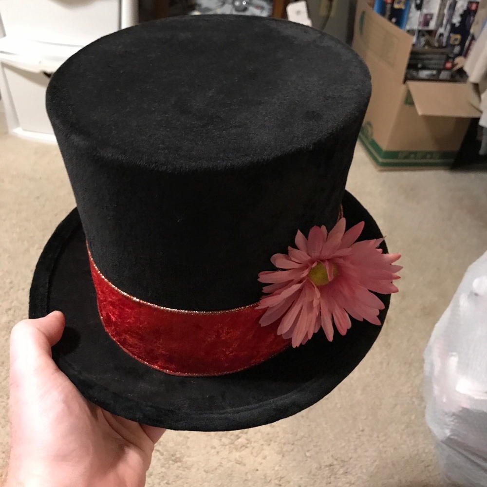 Festive Christmas Holiday Top Hat - Picture 3 of 4